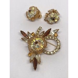 VTG Unsigned Juliana Brooch and matching Clip on earrings
